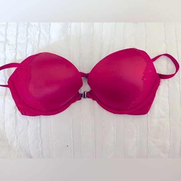 Victoria's Secret Other - Victoria’s Secret bra 34C push up